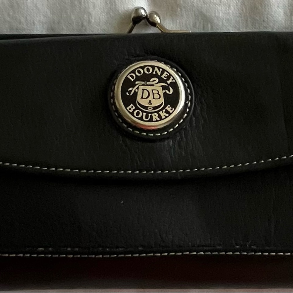 DOUNEY & BOURKE BLACK WALLET